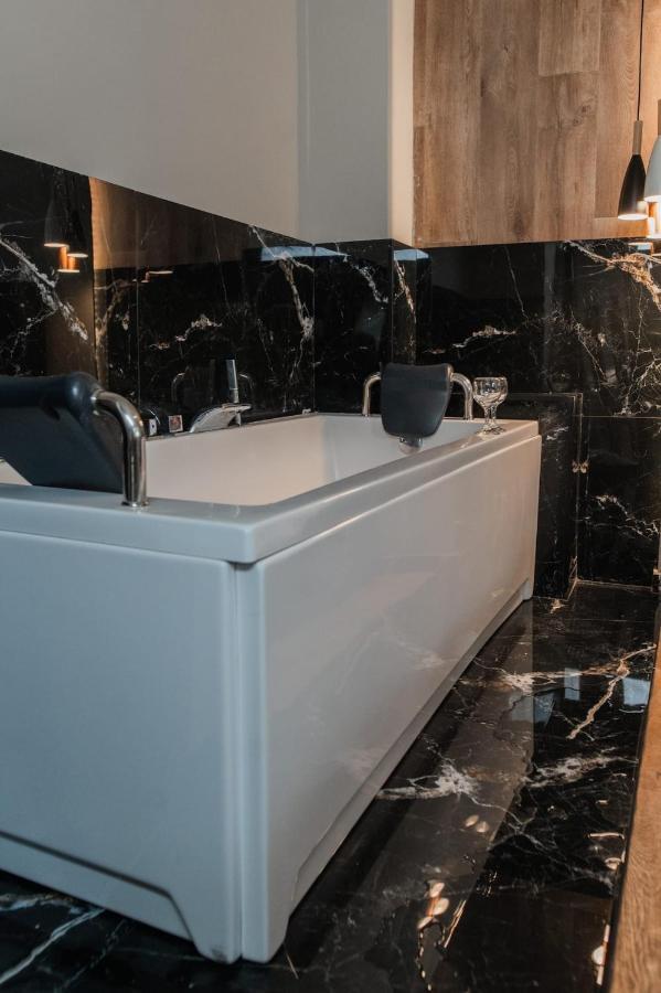 아테네 Noho Boutique , Premium Living Dikeou 8 아파트 외부 사진